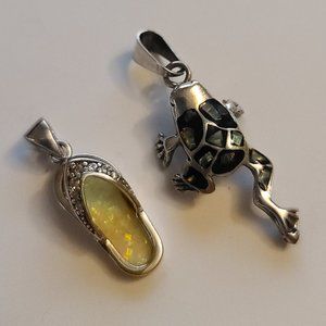 Set of two Opal and Sterling silver Charms - Frog and Flipflop - From mexico